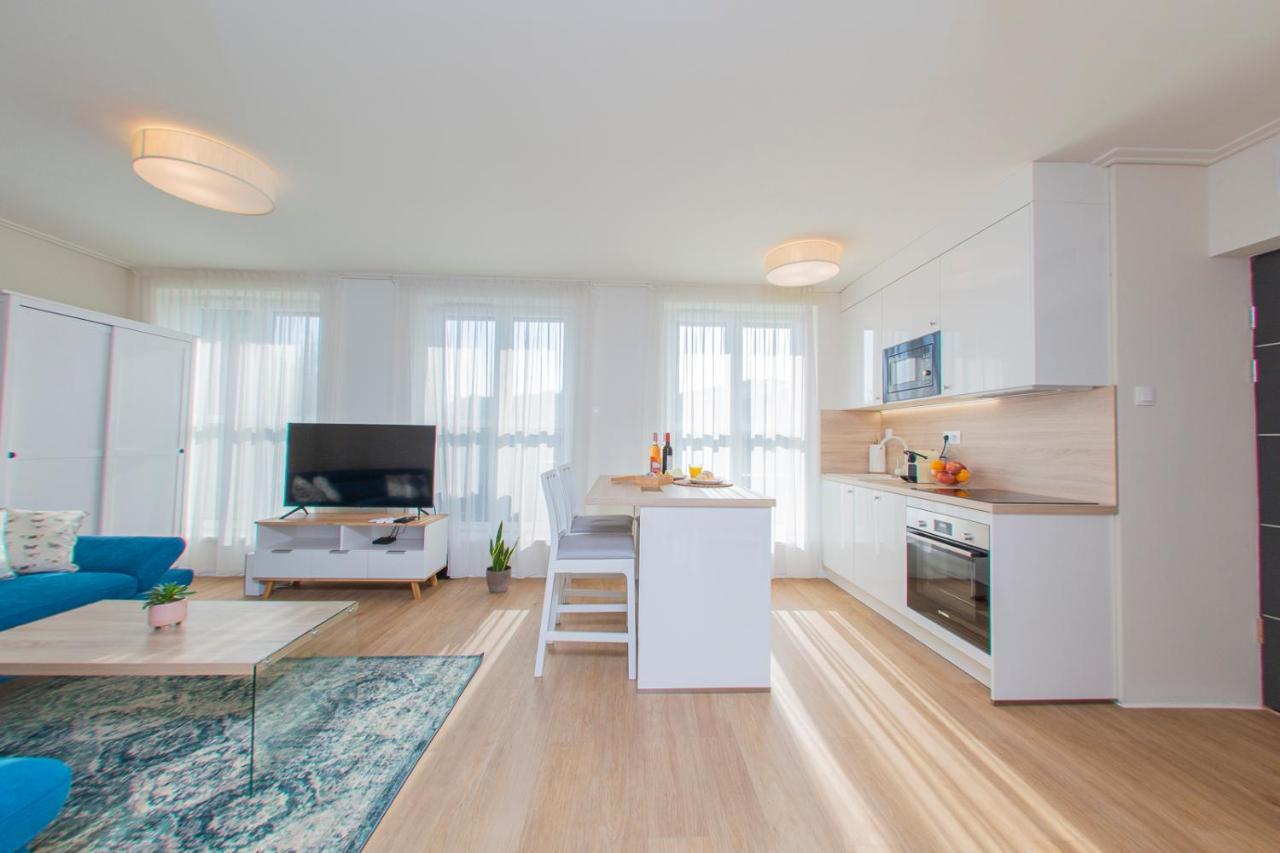 Sun Terrace Mini Penthouse Bestern Szeged Exteriör bild
